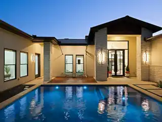 Special Home in Inverness Point