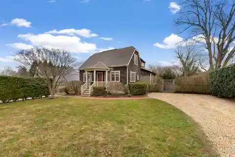 Elegant Traditional Retreat