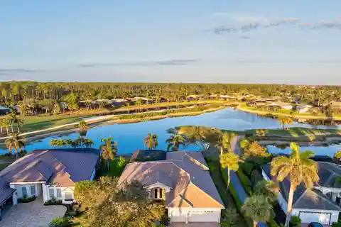 Lovely Home at Naples Lake Country Club