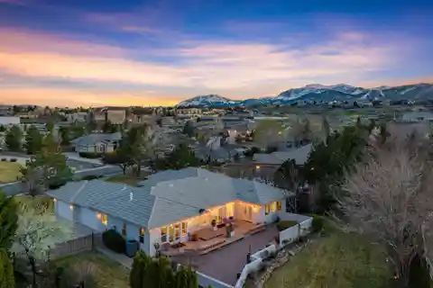 Well-loved Single-story Home in Southwest Vista