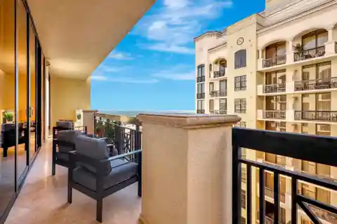 Stunning Home in Sought-after Two City Plaza