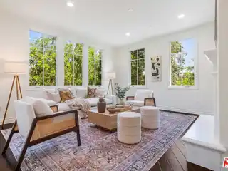 Beautifully Updated Corner Condo with Privacy