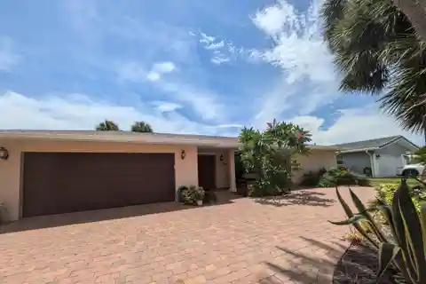 Custom Waterfront Paradise Home
