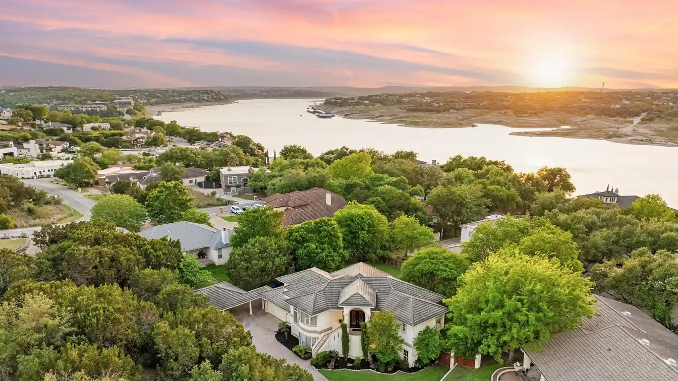 Rare and Refined Offering in Lakeway