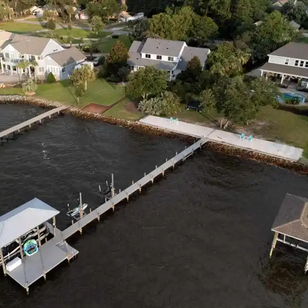PENSACOLA BAYFRONT LIVING WITH COASTAL FLAIR