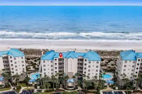 Penthouse with Stunning Ocean Views