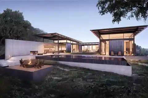 Build the Ultimate Estate on an Expansive Lot