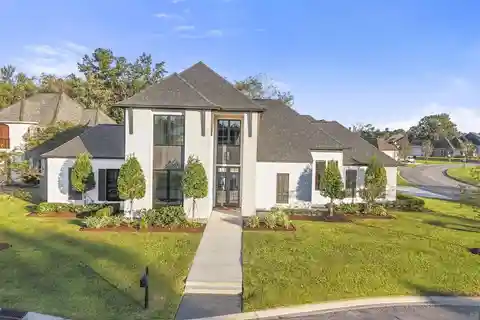 Luxury Prairie Retreat with Resort-Style Outdoor Living