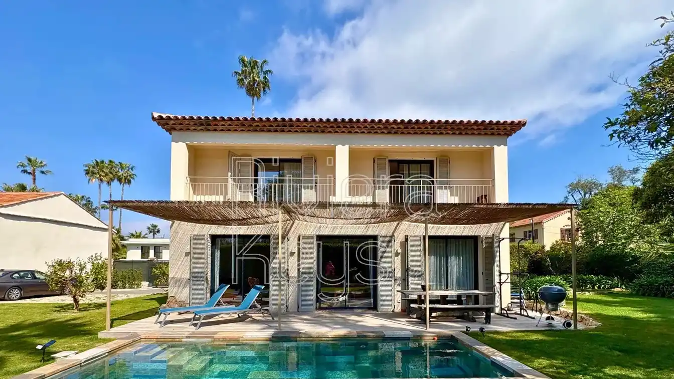 Renovated Villa in a Peaceful Setting