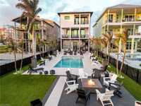 MODERN LUXURY WITH COASTAL ELEGANCE