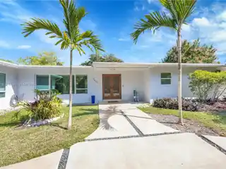 Urban Convenience with Neighborhood Charm