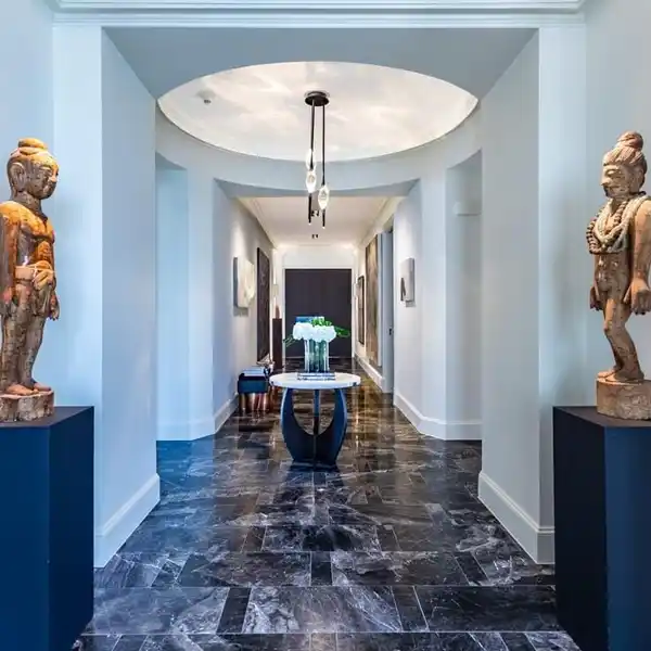 RITZ-CARLTON ONE-OF-A-KIND CONTEMPORARY SUB-PENTHOUSE