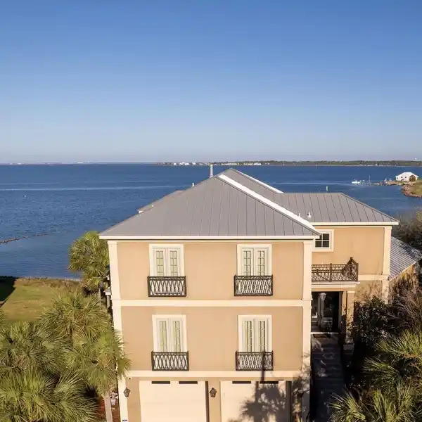 EXCEPTIONAL HOME ON A QUIET CUL-DE-SAC