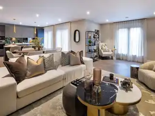 Spacious Marylebone Residence with Elevated Views