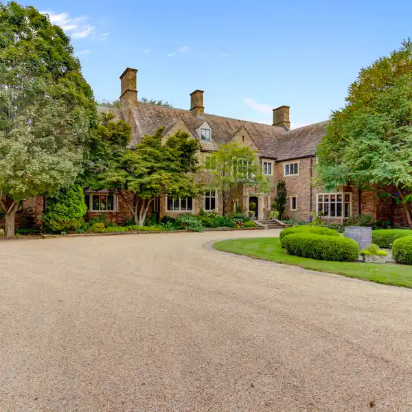 WINDMILL HOLLOW MANOR