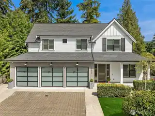 Refined Modern Farmhouse in the Coveted Clyde Hill Area