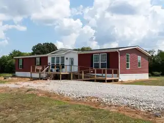 Spacious 135-Acre Property with Modern Home