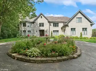 All-Brick Estate Home in a Gorgeous Cul-De-Sac Setting