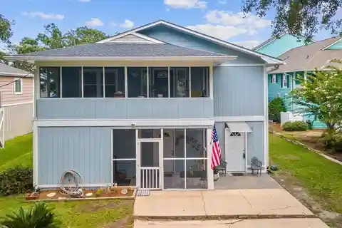 Waterfront Escape in Beautiful Murrells Inlet