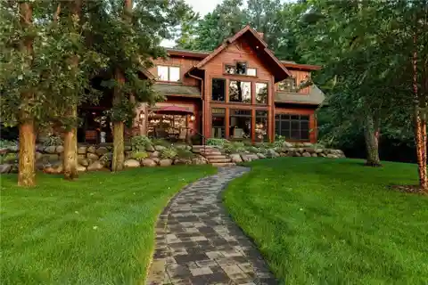 Exceptional Gull Lake Estate