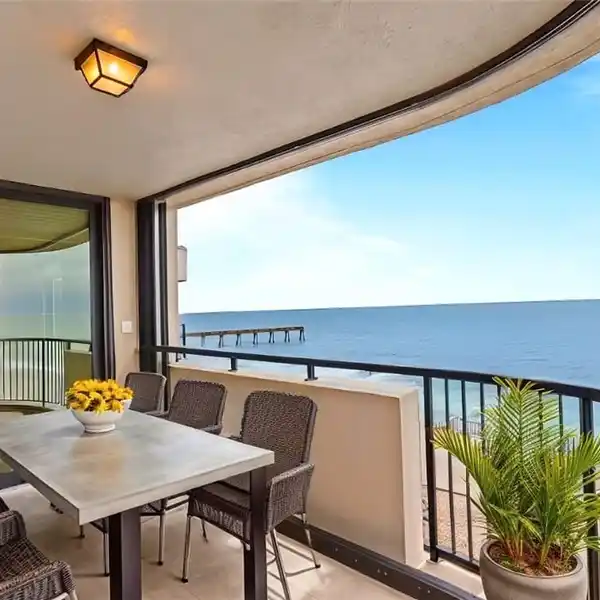 OCEANFRONT PENTHOUSE CONDO WITH UNOBSTRUCTED VIEWS