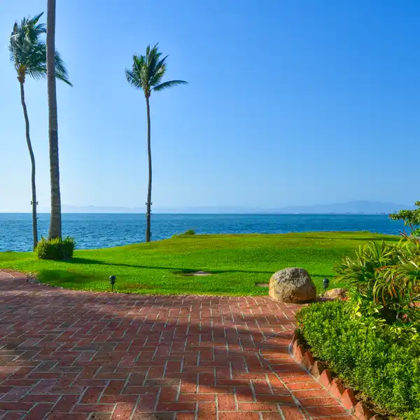 GREATLY APPOINTED SPACIOUS BEACHFRONT UNIT AT PLAYAS GEMELAS