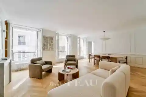 Tastefully Renovated Apartment in Historic Saint-Germain