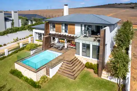 Clara Anna Fontein Gem with Pool and Views