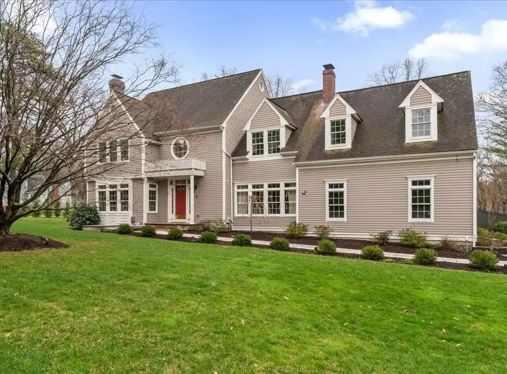Elegant Home in Prestigious Algonquin Estates