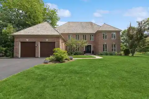 Elegant Georgian Home with Sweeping Pond Views