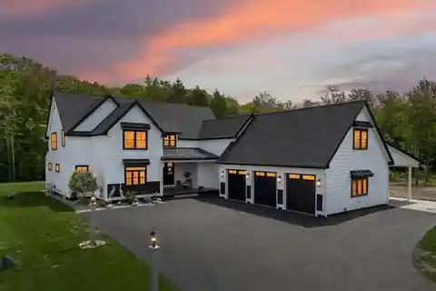 Bespoke Colonial Retreat on over Three Acres