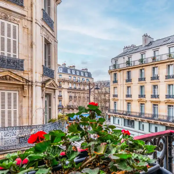 CHARMING TWO BEDROOM APARTMENT
