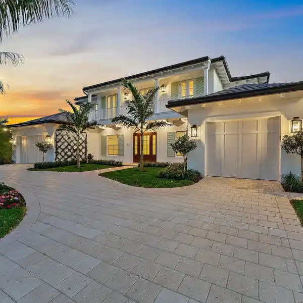 ELEGANT NEW CONSTRUCTION HOME WITH FIREPLACE, WINE BAR & POOL VIEWS