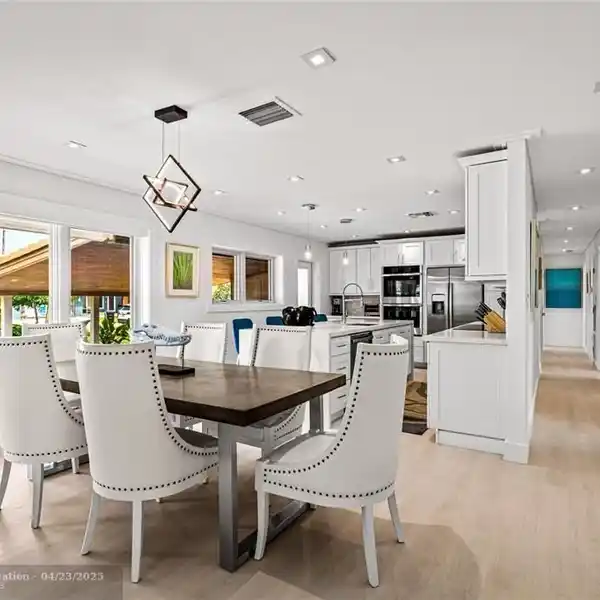 EXQUISITELY REMODELED HOME BLENDING WARMTH AND SOPHISTICATION
