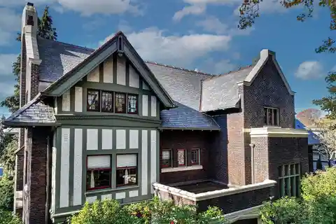 Stately Restored 1914 Work of Art