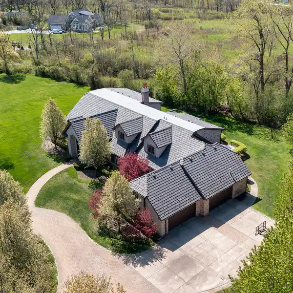 OUTSTANDING STONE AND BRICK MASTERPIECE