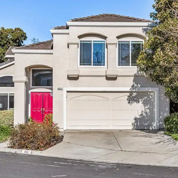 PRISTINE PONDEROSA HOME WITH BEAUTIFUL UPGRADES
