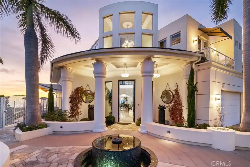 Extraordinary Custom Estate