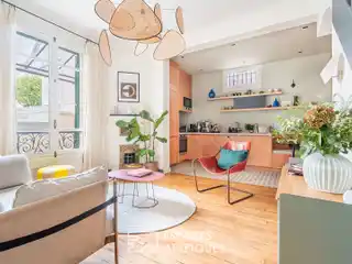 Warm Urban Escape with Stylish Interiors