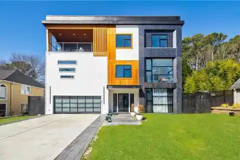 Breathtaking Modern Home