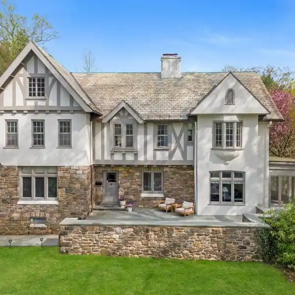 IMPRESSIVE TUDOR HOME