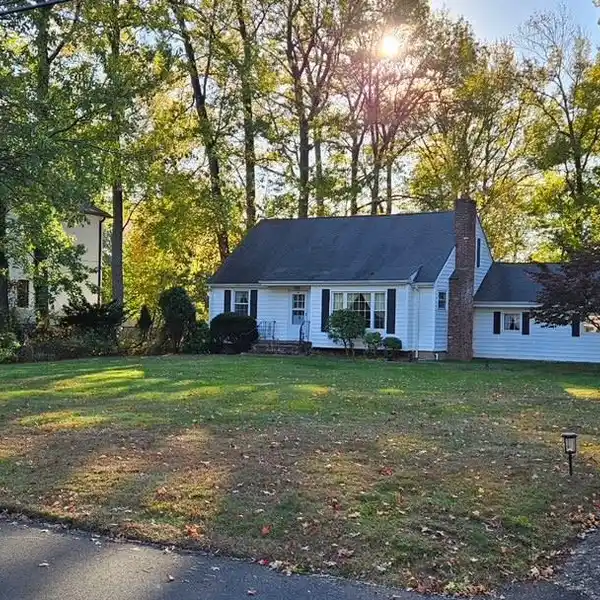 EXPANSIVE ESTATE WITH RARE INVESTMENT POTENTIAL