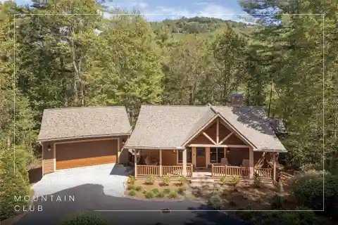 Impeccably Maintained and Move-In-Ready Cabin