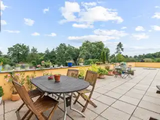 Prestigious Home with Pool and Garden