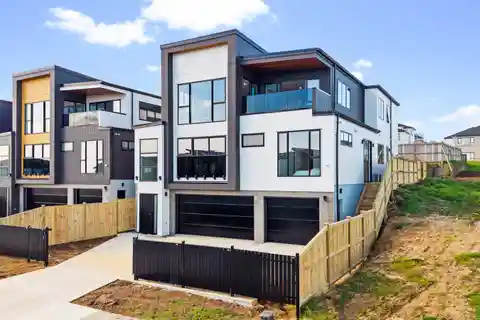 Distinguished Flatbush Estate with Triple Garage