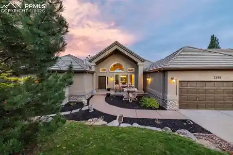 Luxurious Ranch Retreat on Private Cul-de-sac