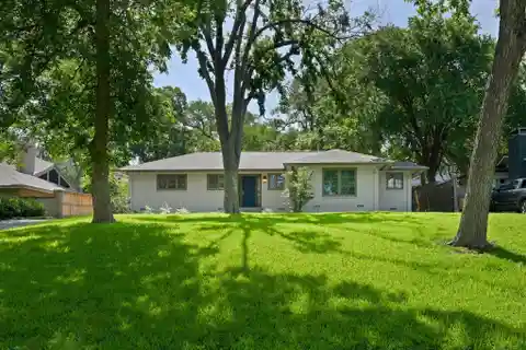 Single-level Home in Pemberton Heights