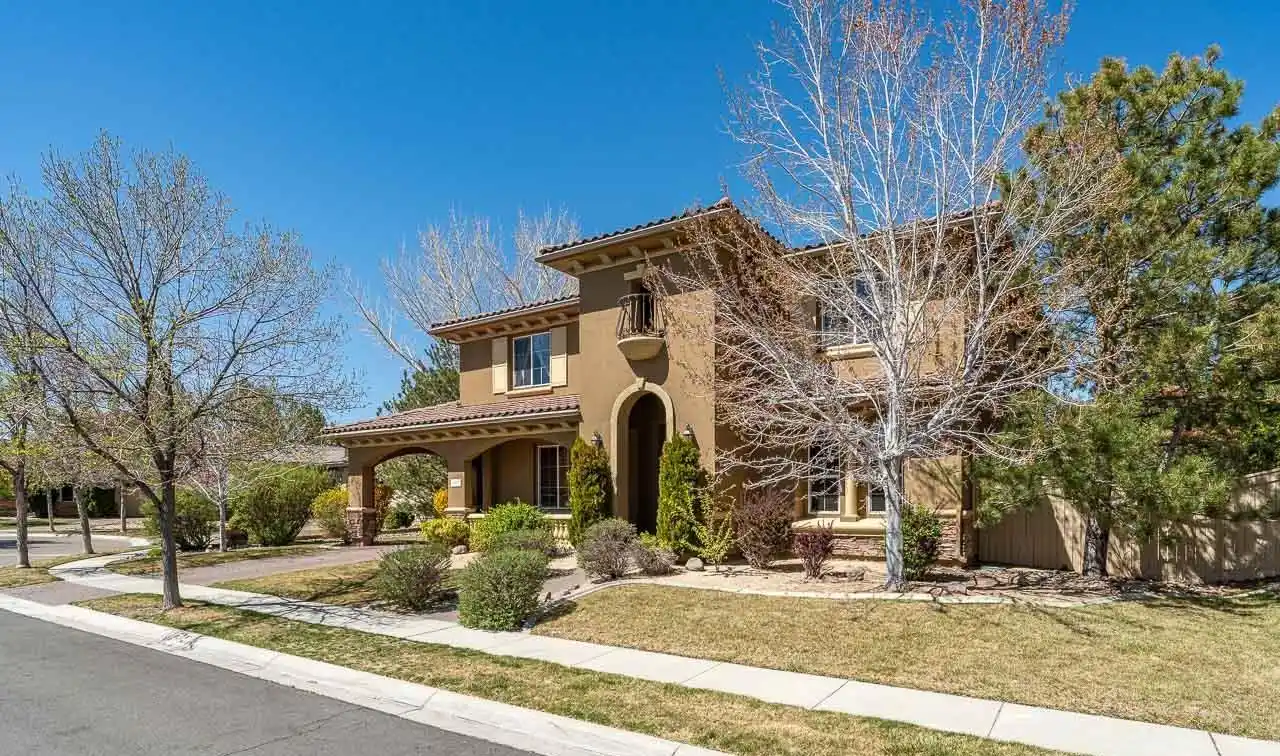 Elegant Home in Gated Damonte Ranch