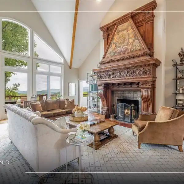 ONE-OF-A-KIND ESTATE IN HIGHLAND GAP