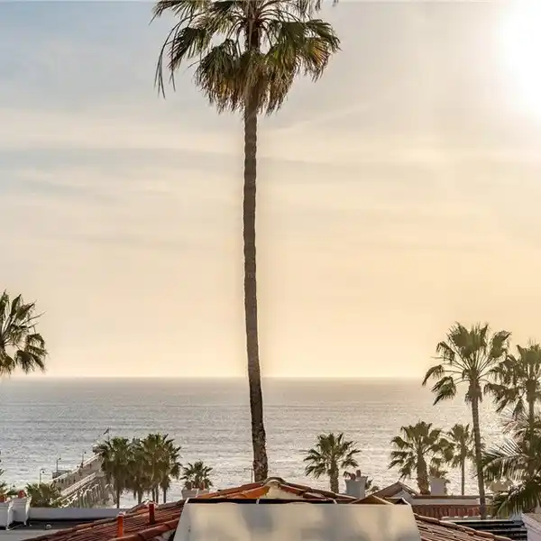 COASTAL LUXURY IN THE HEART OF SAN CLEMENTE
